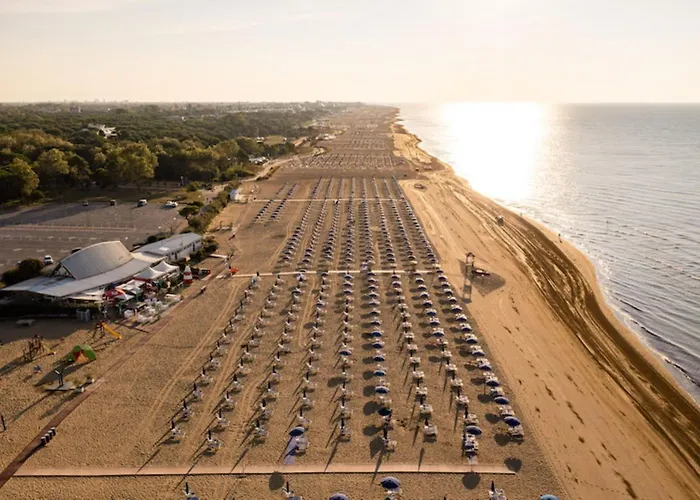 Quiet With Pool Daire